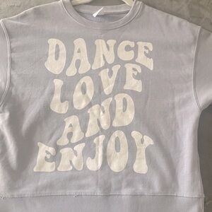 Zara sweatshirt never worn.